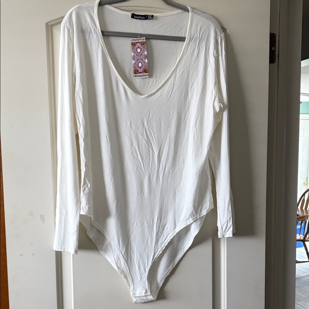 Boohoo Cream Long Sleeve Bodysuit with snaps